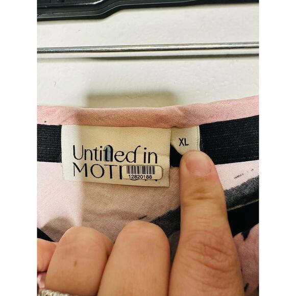 UNTITLED IN MOTION Lelaki Multicolor Abstract Design Satin Slip Skirt Size XL - Picture 10 of 12